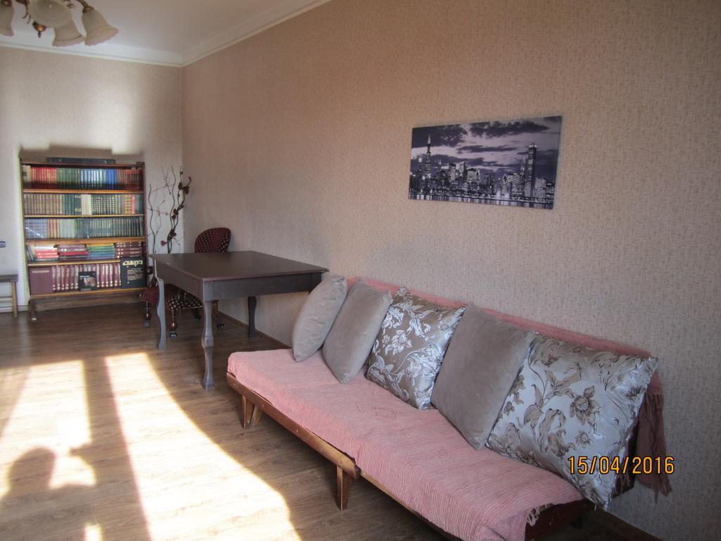 Ferienwohnung Дом Тины Tbilisi Exterior foto